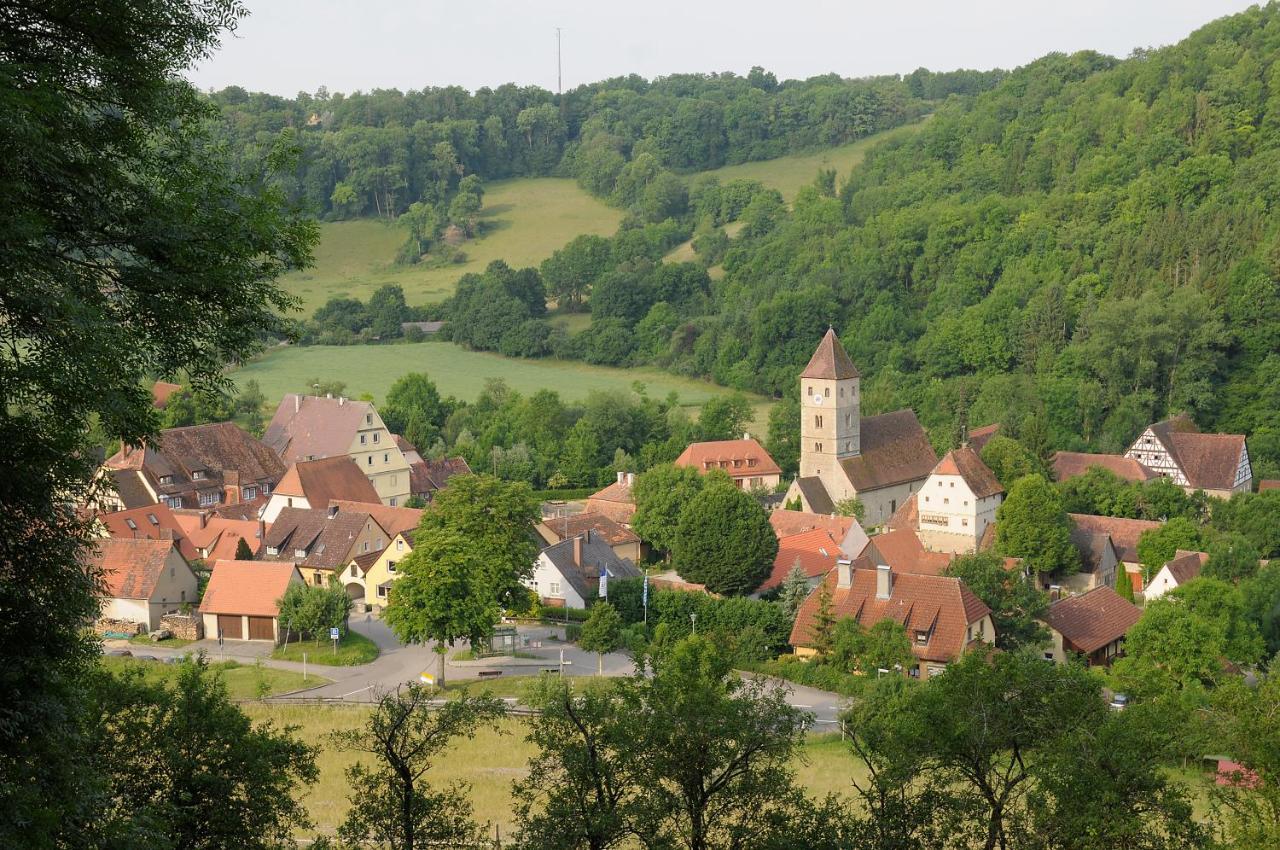 Отель Schwarzes Lamm Ротенбург-на-Таубере Экстерьер фото